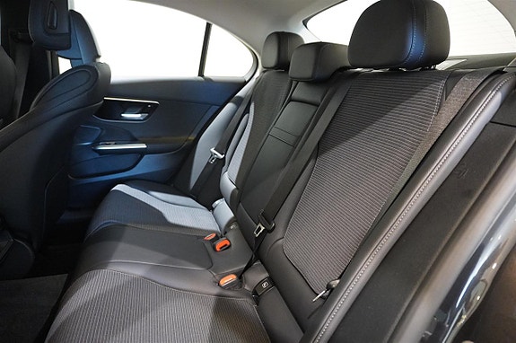 Mercedes-Benz C300 de 9 of 21