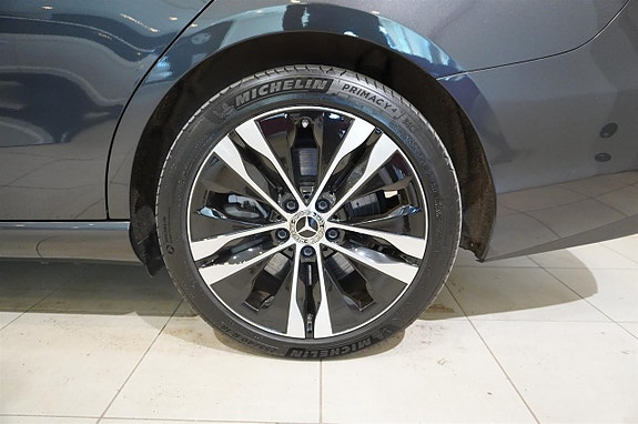 Mercedes-Benz C300 de 8 of 21