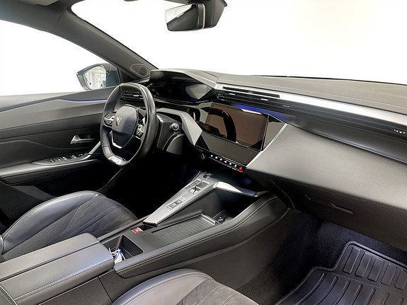 Peugeot 308 13 of 18