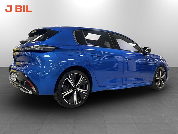 Peugeot 308 3 of 5