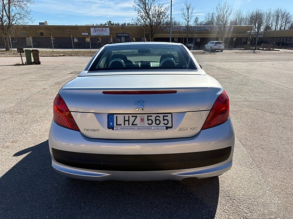 Peugeot 207 CC 5 of 11