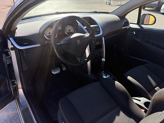 Peugeot 207 CC 8 of 11