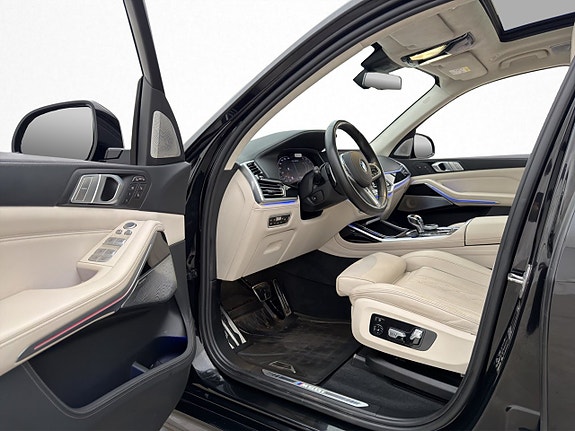 BMW X7 9 of 30