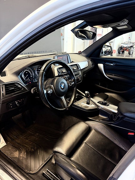 BMW 120 12 of 30