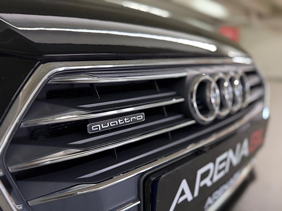 Audi A4 9 of 23