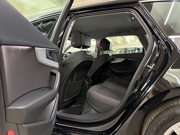 Audi A4 15 of 23
