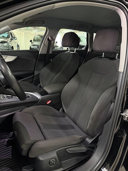 Audi A4 14 of 23
