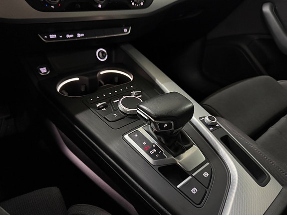 Audi A4 19 of 23