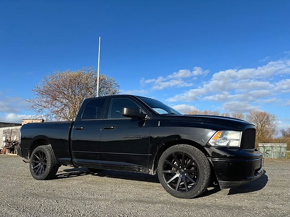 Dodge RAM 1500 9 of 9