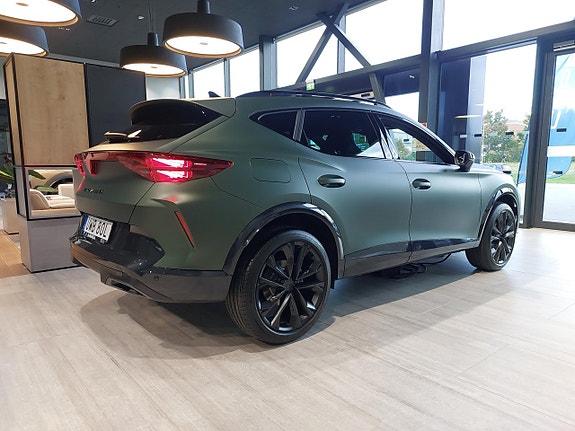 Cupra Formentor 4 of 17