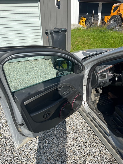 Volvo V70 9 of 11