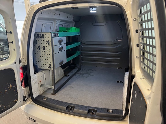 Volkswagen Caddy 4 of 5