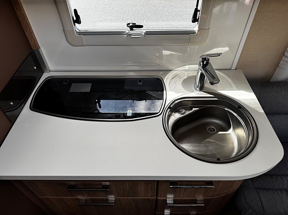 Kabe Classic 560 GLE KS Mover/Förtält 9 of 18