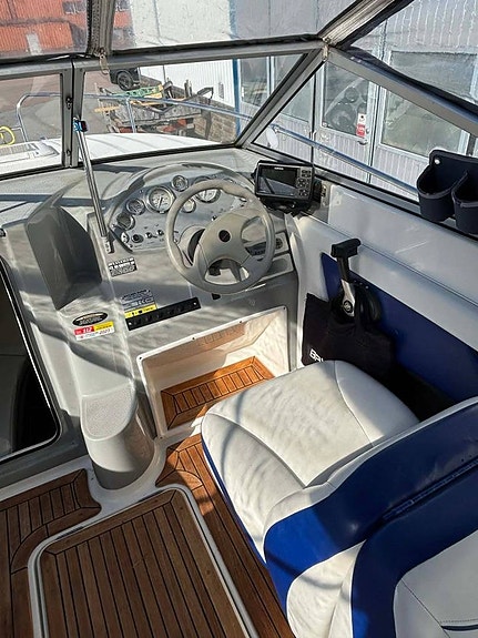 Beg. Bayliner Discovery 192 & Mercruiser 3.0L 135 hk -2006 8 of 9