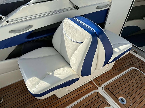 Beg. Bayliner Discovery 192 & Mercruiser 3.0L 135 hk -2006 6 of 9