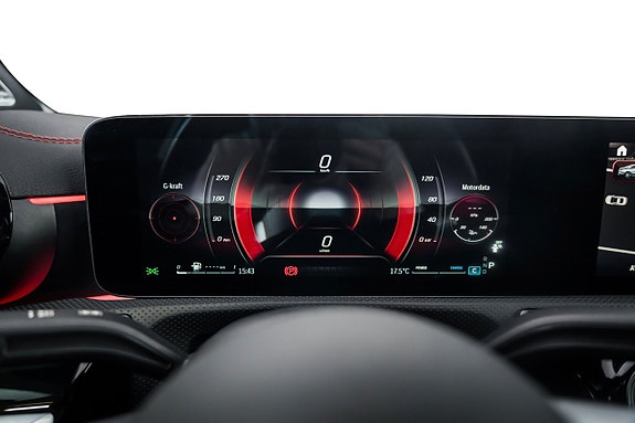Mercedes-Benz CLA200 13 of 25