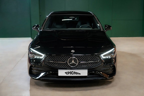 Mercedes-Benz CLA200 4 of 5
