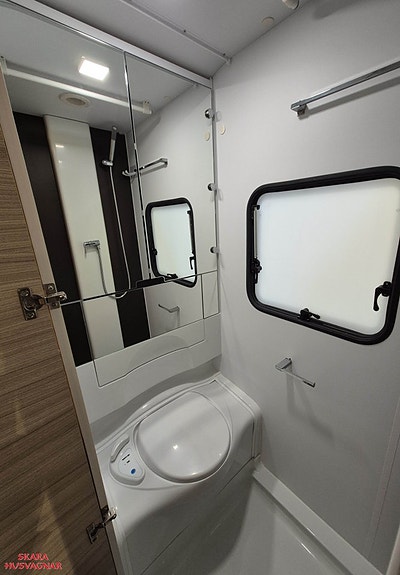 Adria ALTEA 542 PH 15 of 16