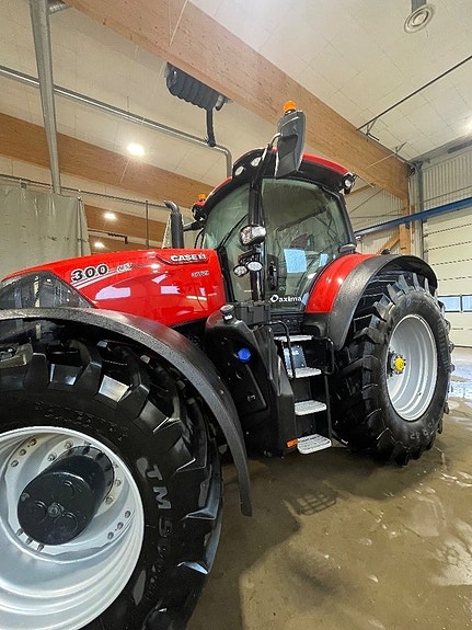 Case IH Optum 300 CVX AFS Connect