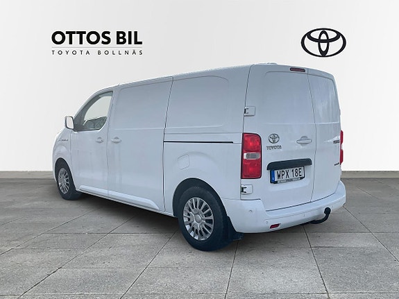 Toyota Proace 2 of 5