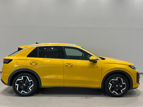 Volkswagen T-Roc 4 of 25