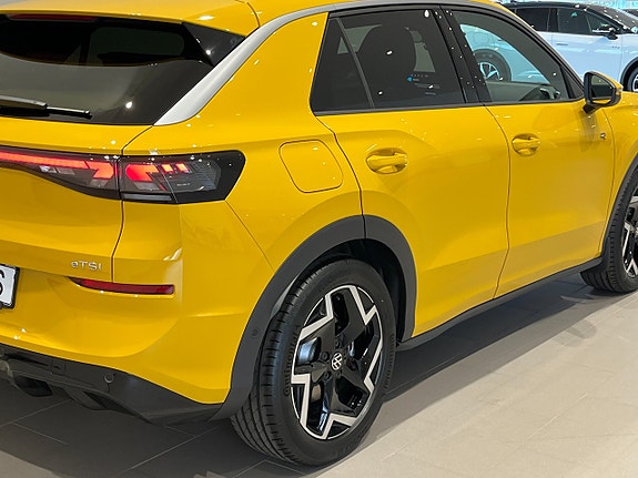 Volkswagen T-Roc 7 of 25