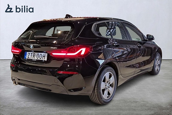 BMW 118i 19 of 21
