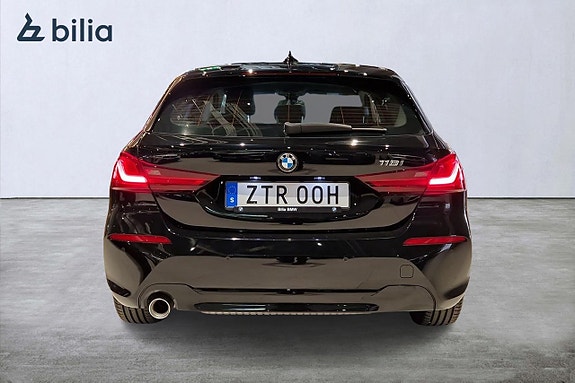 BMW 118i 5 of 5