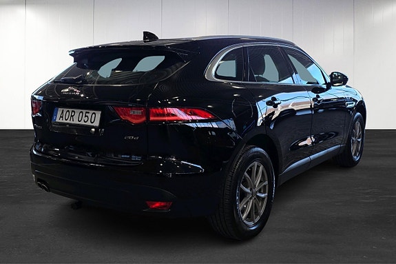 Jaguar F-PACE 5 of 13