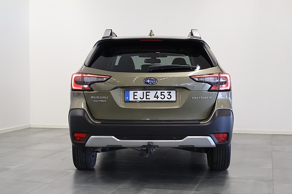 Subaru Outback 4 of 5
