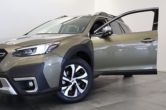 Subaru Outback 2 of 5