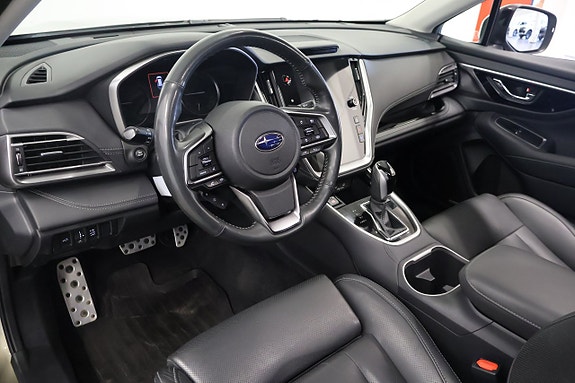 Subaru Outback 8 of 23