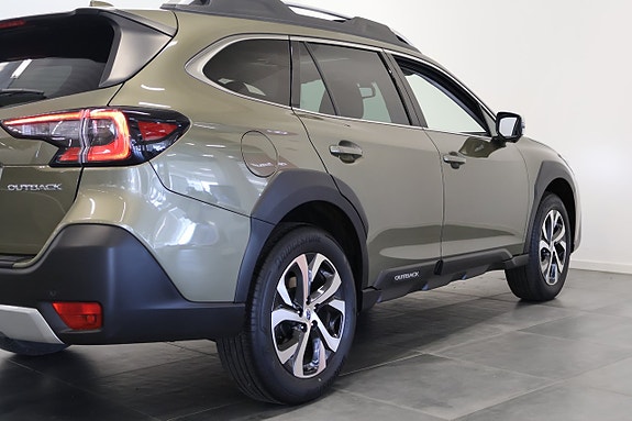 Subaru Outback 6 of 23