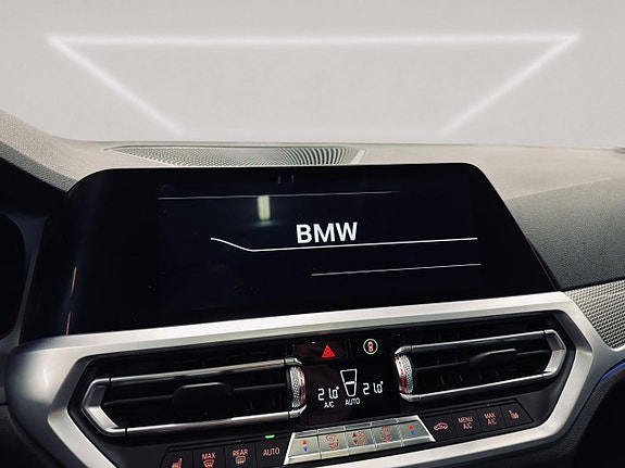 BMW 330i 20 of 30