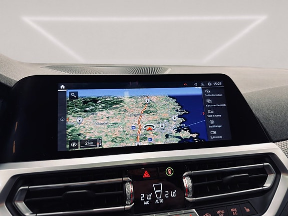 BMW 330i 21 of 30