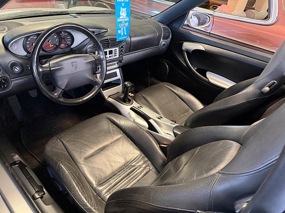 Porsche Boxster 9 of 30