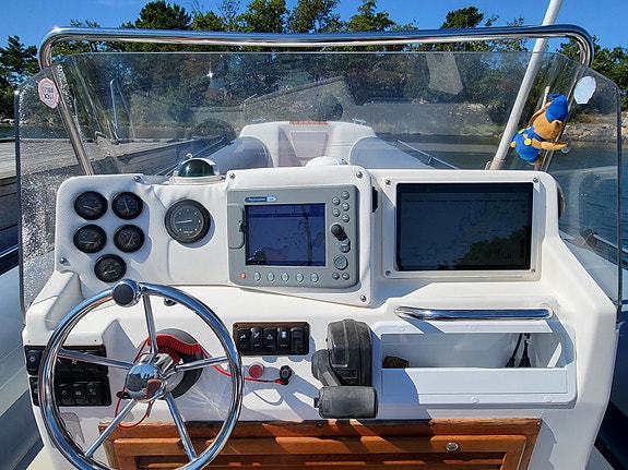 Marlin Boats 760 EFB RIB 3 of 4