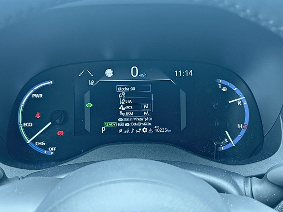 Toyota Yaris Cross 10 of 21