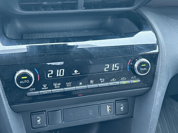 Toyota Yaris Cross 13 of 21