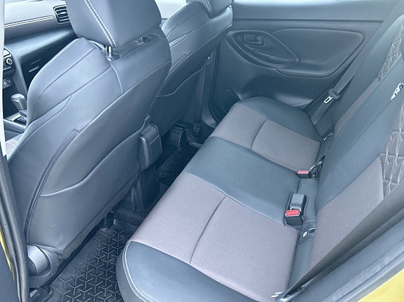 Toyota Yaris Cross 9 of 21