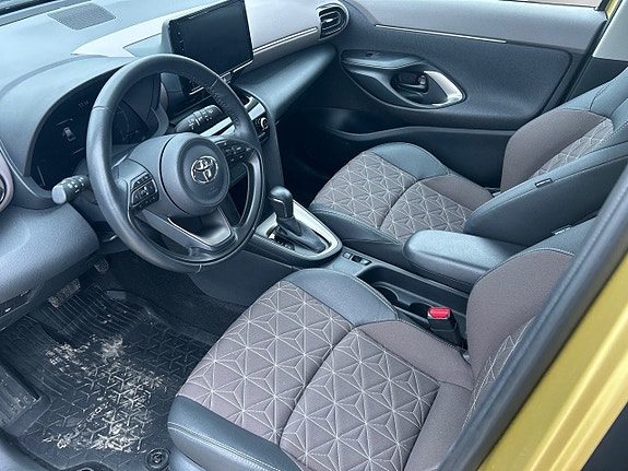 Toyota Yaris Cross 8 of 21