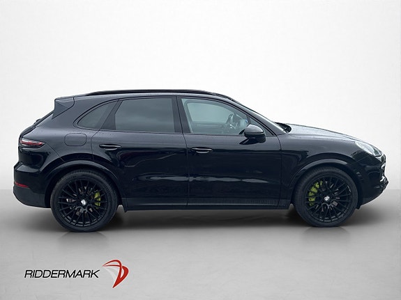 Porsche Cayenne S 9 of 30