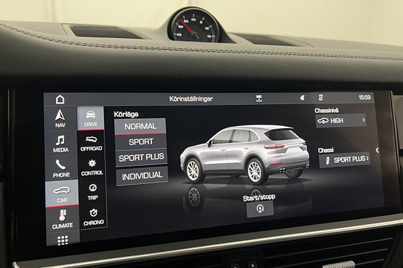 Porsche Cayenne S 25 of 30