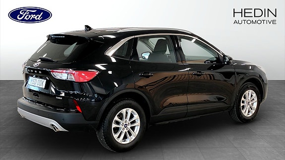 Ford Kuga 2 of 5