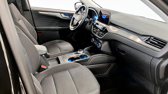 Ford Kuga 3 of 5