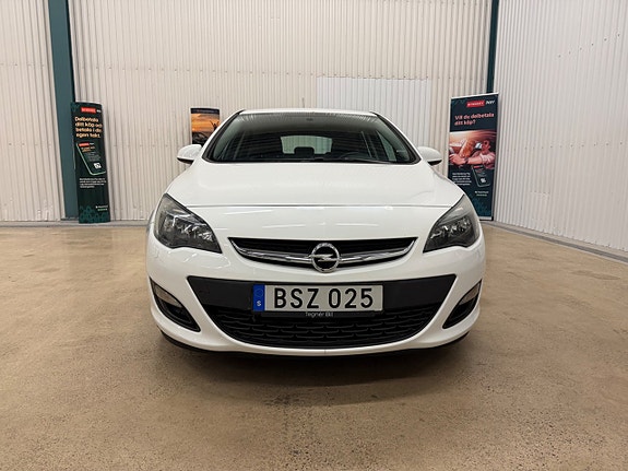 Opel Astra 2 of 5