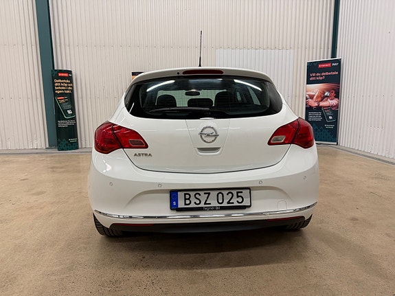 Opel Astra 5 of 5