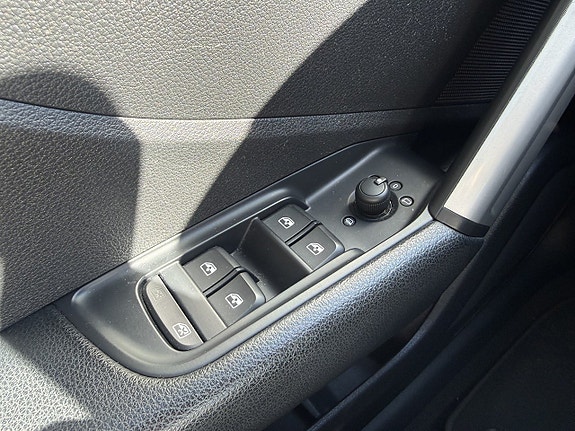 Audi Q2 13 of 16