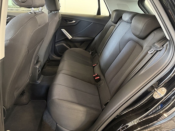 Audi Q2 6 of 16