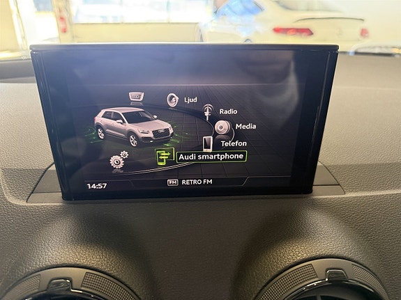 Audi Q2 9 of 16